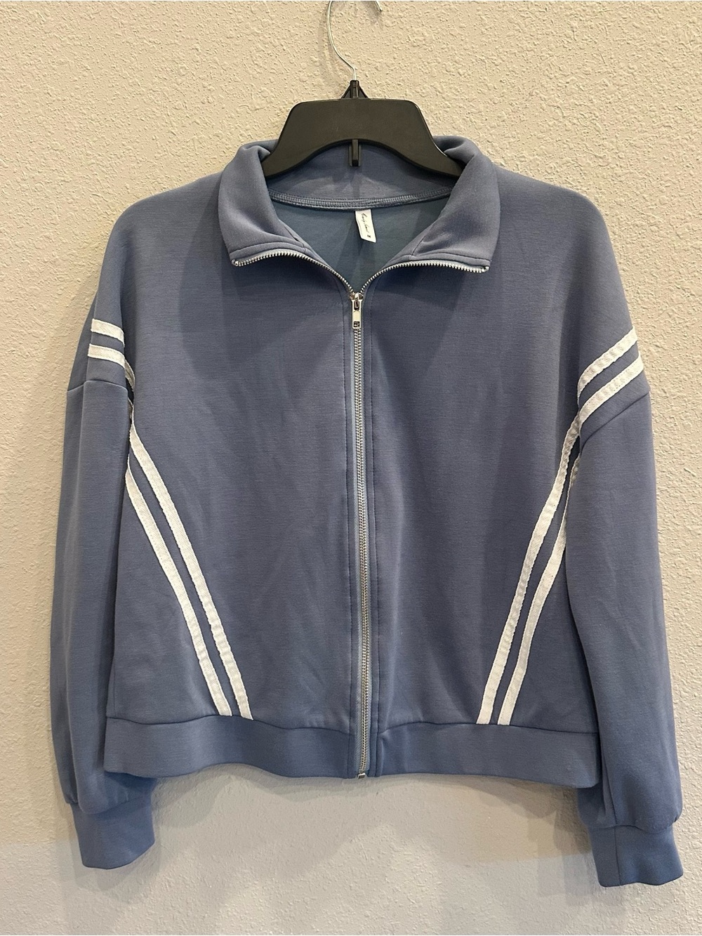 Casly Lamiit Butter Soft Blue Zip Jacket Athleisure Coastal Granddaughter M